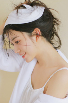 青田典子